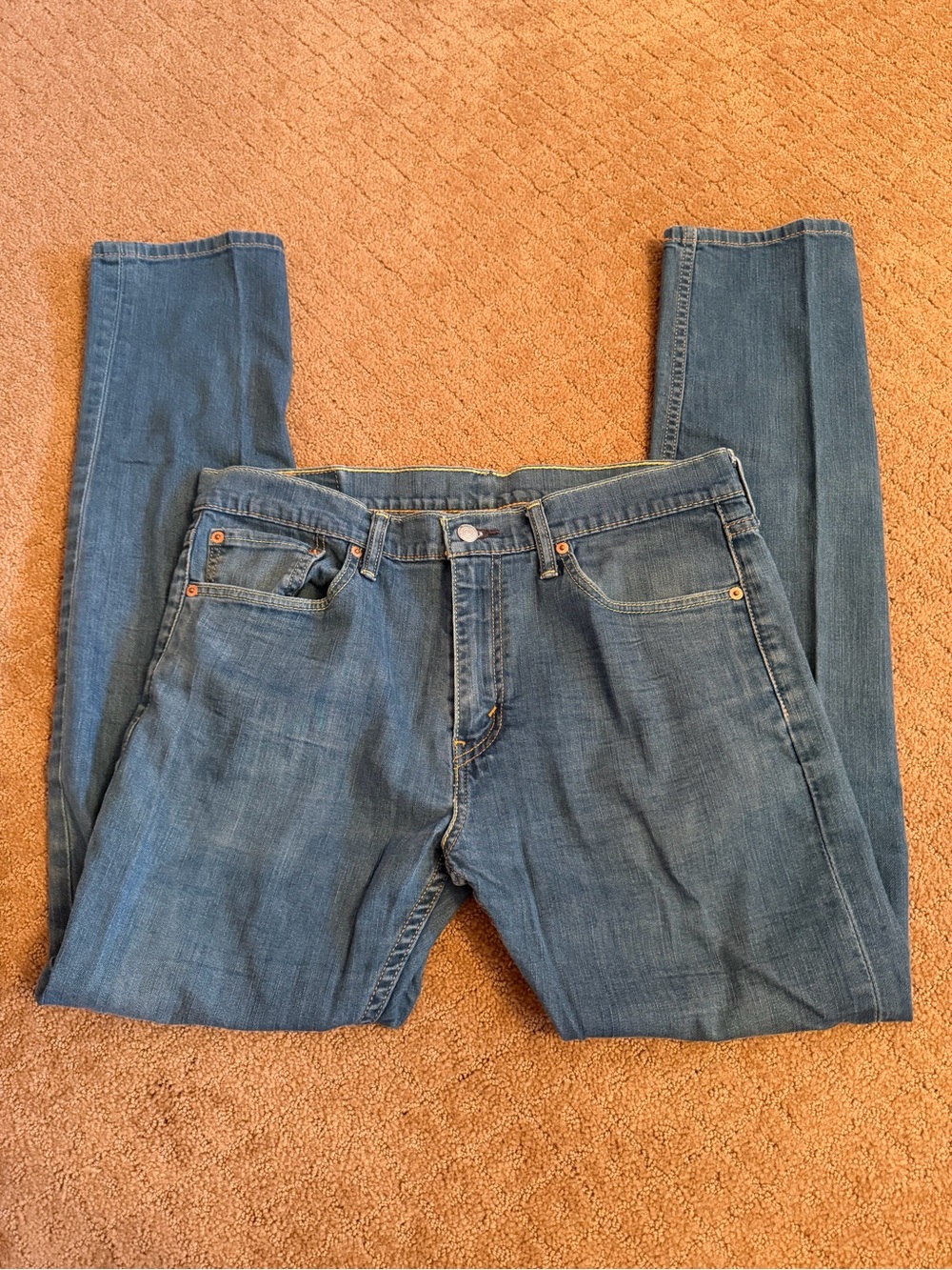 Levi’s 508 Men’s Blue Dark Wash Tapered Jeans Size 33x34